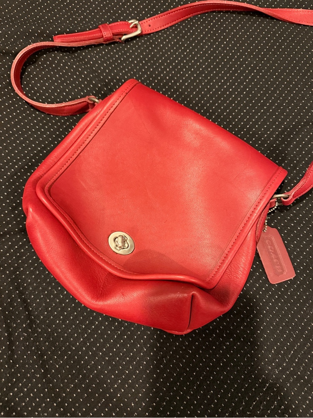 Vintage Coach Red Leather Turnlock Flap Crossbody 9076